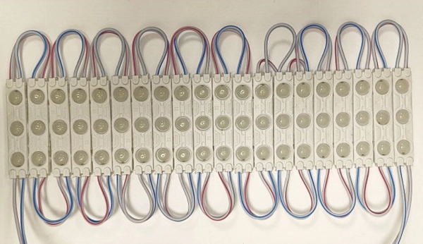 بلوکی ۱۲ ولت لنزدار