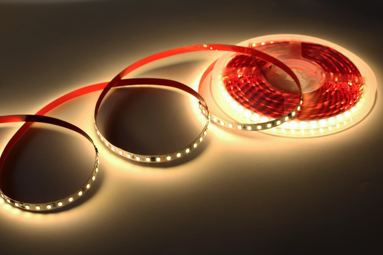 ریسه نواری ۲۲۰ولت تراکم ۱۲۰ حلقه ۱۰ متری