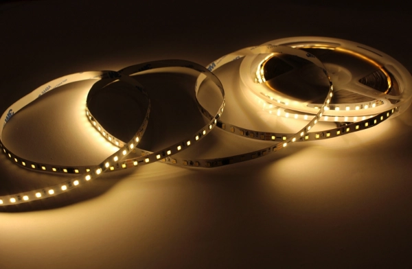 نواری ۲۴ ولت تراکم ۱۲۰ رونده (رانینگ) آفتاب حلقه ۱۰ متری