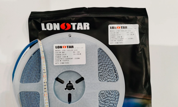 ریسه نواری درایور خور تراکم 180 در 3 رنگ 20 متری